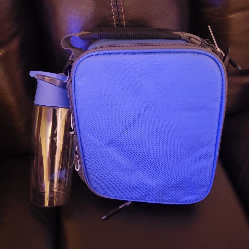 Lunchbox - Picture 4 of 5